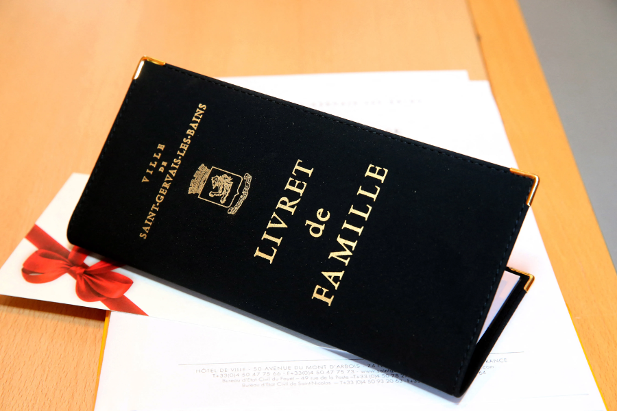 traduction asserùentée livret de famille